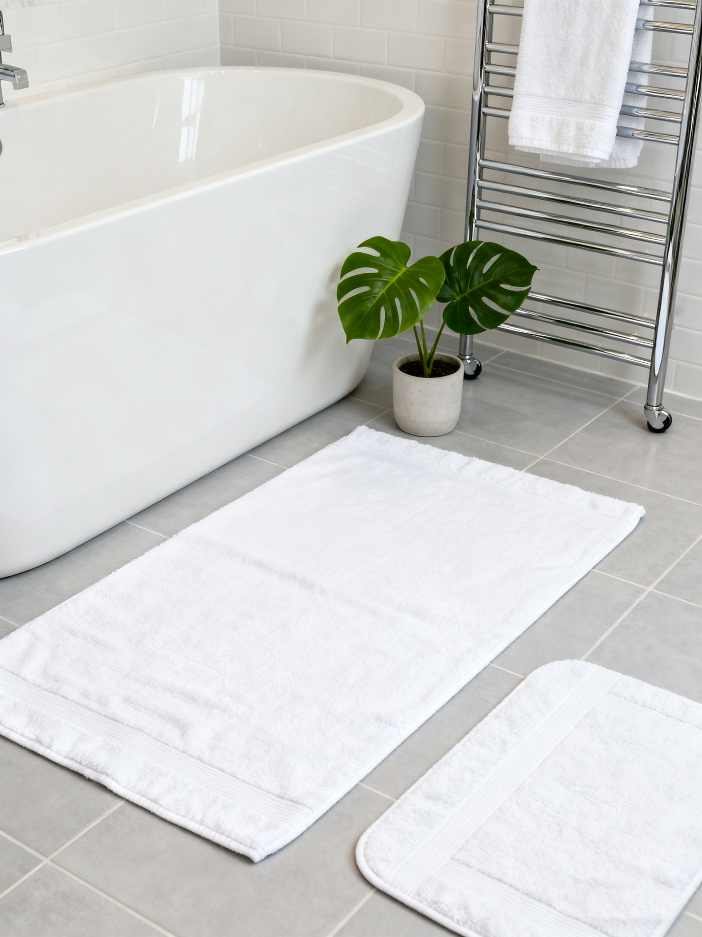 Classic Turkish Cotton Tub Mat (White)